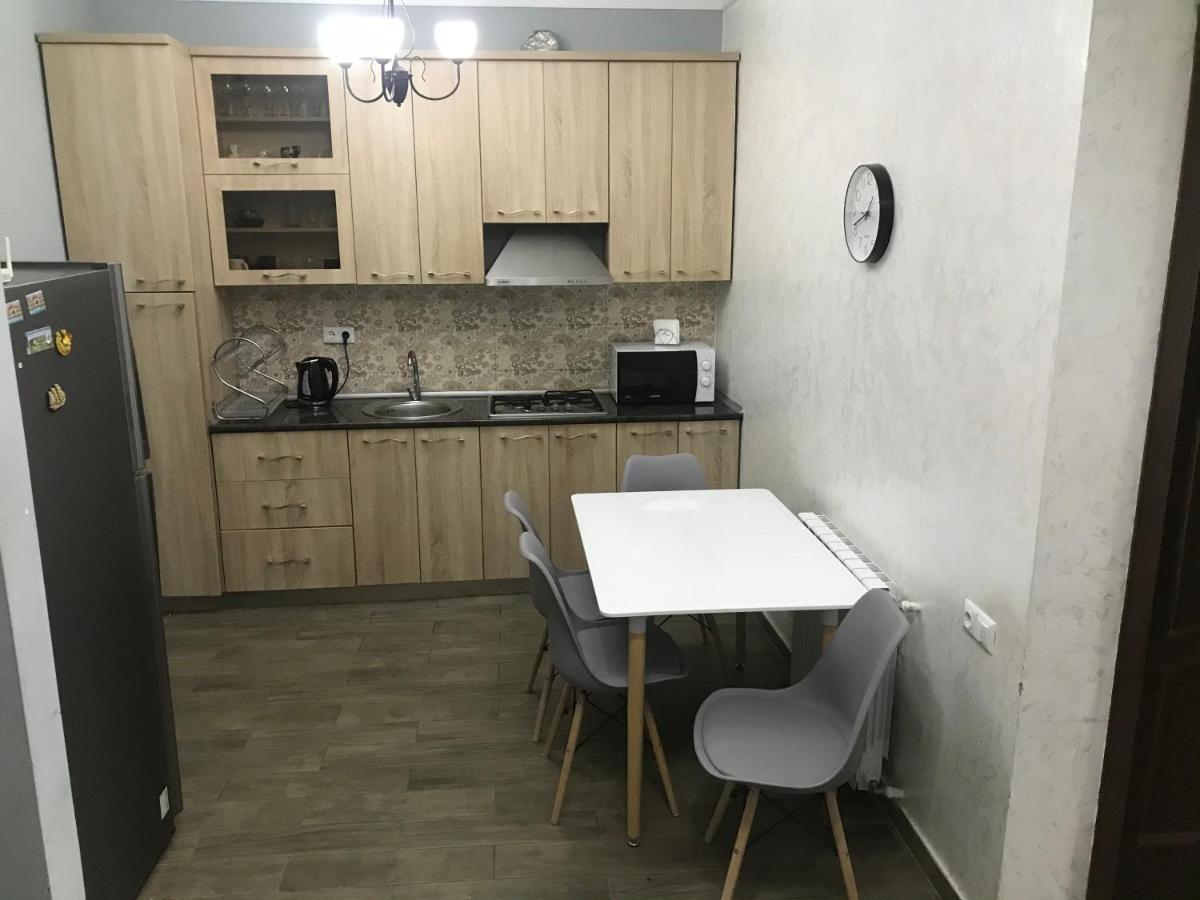 David Apt 1A باتومي المظهر الخارجي الصورة