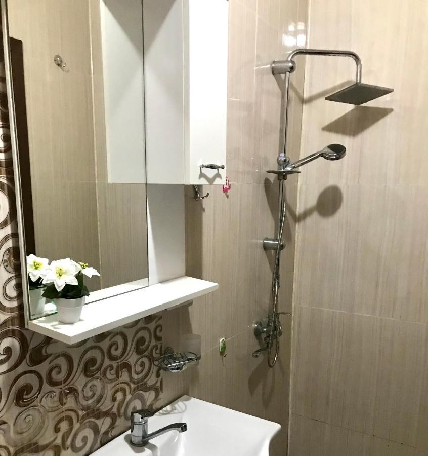 David Apt 1A باتومي المظهر الخارجي الصورة